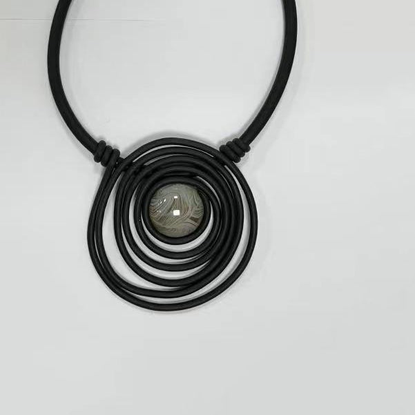 Circle  Pu Leather Necklace N5097